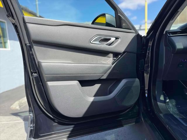 2018 Land Rover Range Rover Velar D180 S