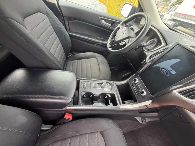 2021 Ford Edge SE