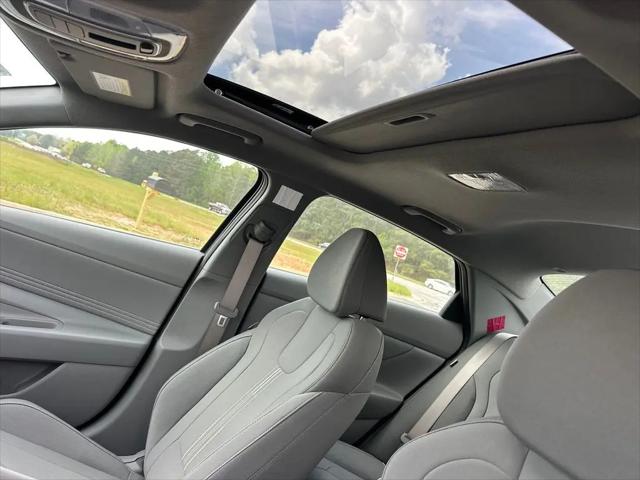 2026 Hyundai Elantra SEL Sport Premium