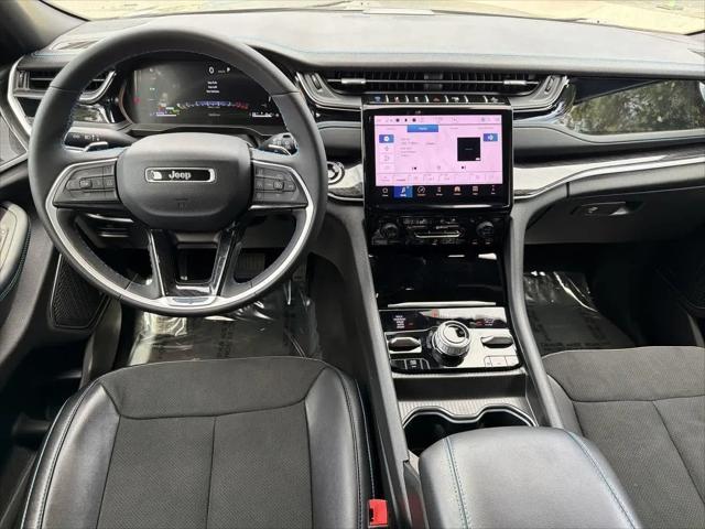 2025 Jeep Grand Cherokee Trailhawk