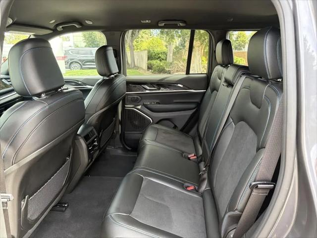 2025 Jeep Grand Cherokee Trailhawk