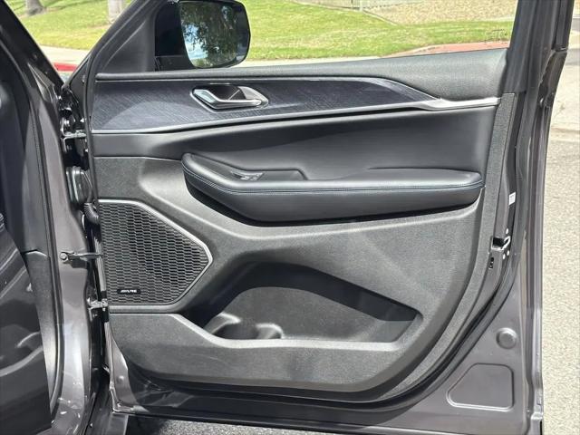 2025 Jeep Grand Cherokee Trailhawk