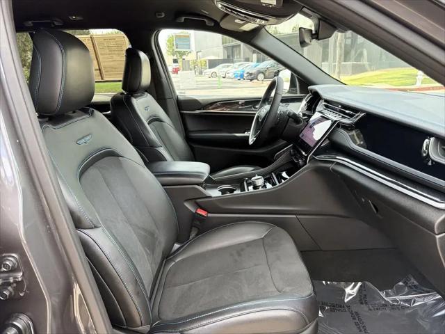 2025 Jeep Grand Cherokee Trailhawk