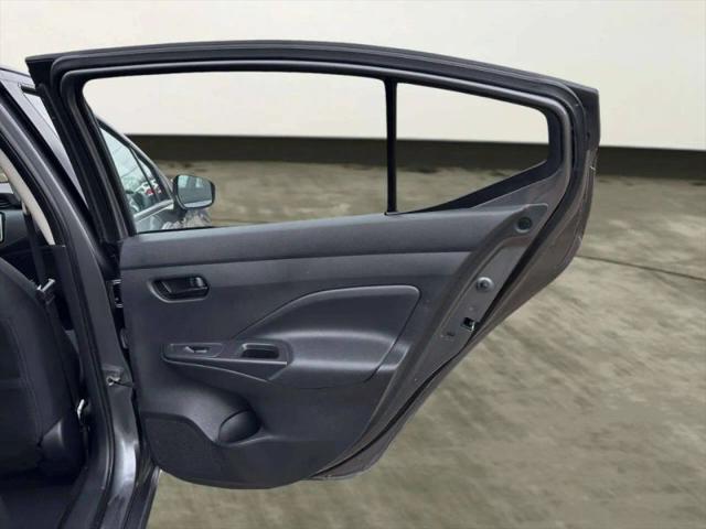 2021 Nissan Versa S Xtronic CVT