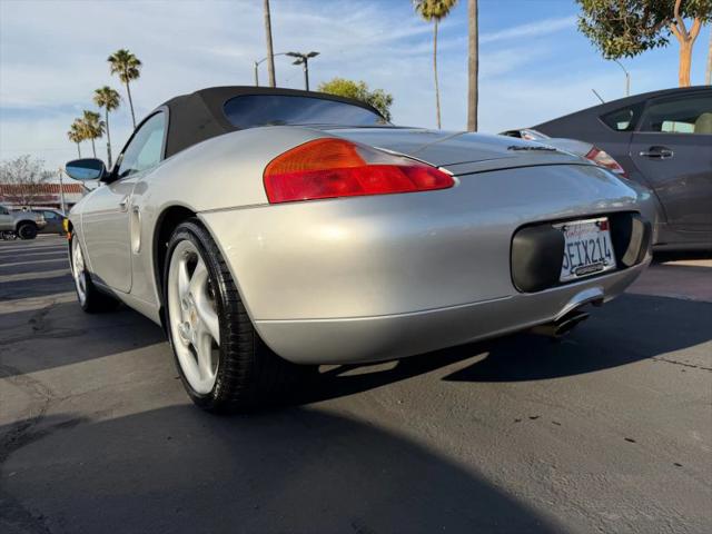 2000 Porsche Boxster Base