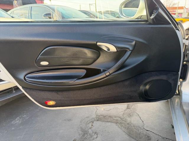 2000 Porsche Boxster Base