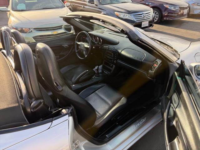 2000 Porsche Boxster Base