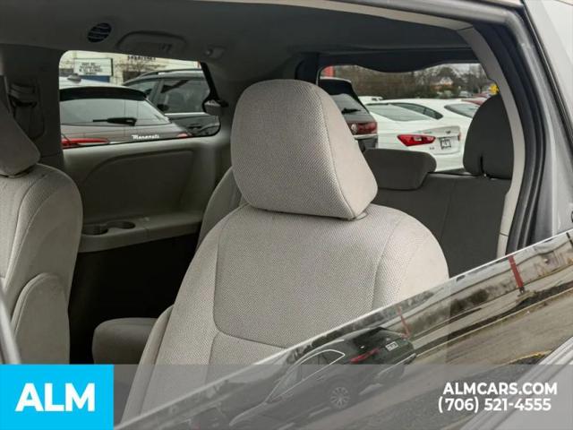 2020 Toyota Sienna L