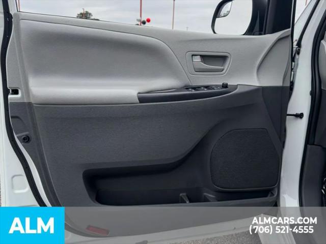2020 Toyota Sienna L