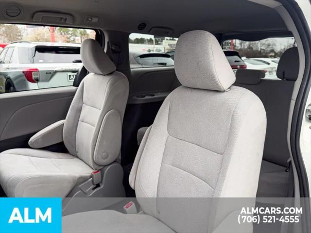 2020 Toyota Sienna L