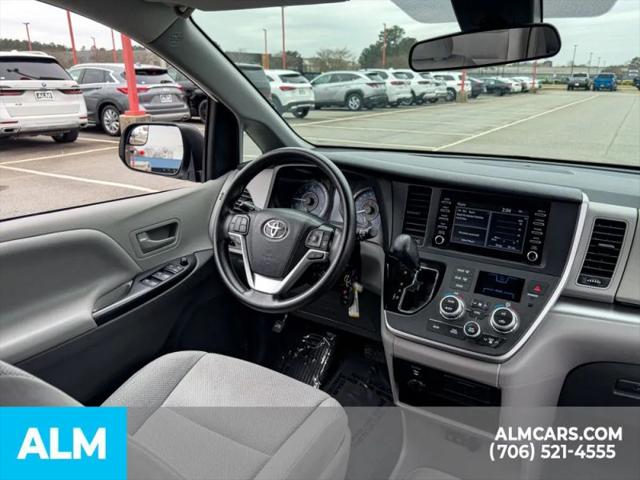 2020 Toyota Sienna L