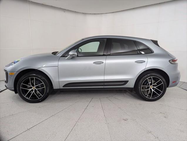 2026 Porsche Macan Unknown