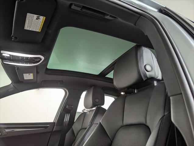 2026 Porsche Macan Unknown
