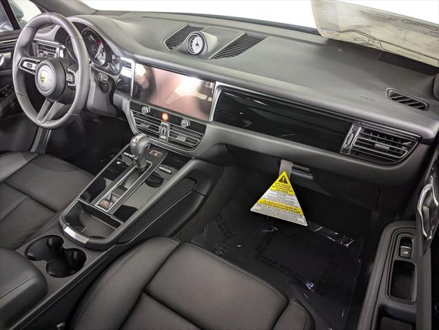2026 Porsche Macan Unknown