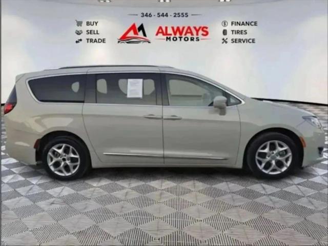 2020 Chrysler Pacifica Touring L Plus