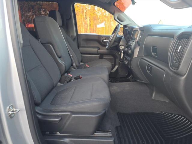 2020 Chevrolet Silverado 1500 2WD Crew Cab Short Bed Custom