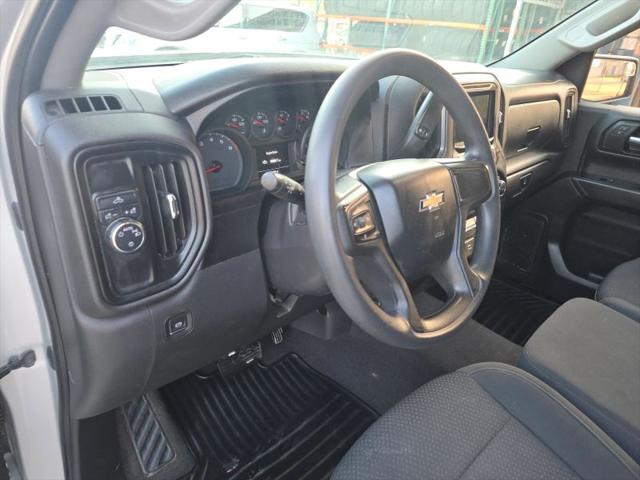 2020 Chevrolet Silverado 1500 2WD Crew Cab Short Bed Custom