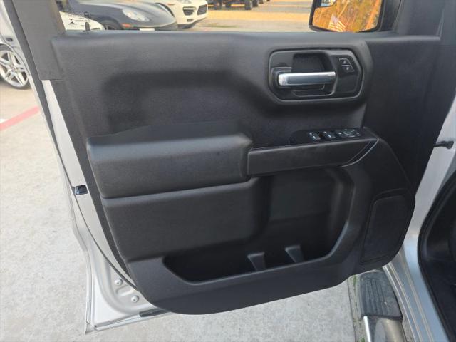 2020 Chevrolet Silverado 1500 2WD Crew Cab Short Bed Custom