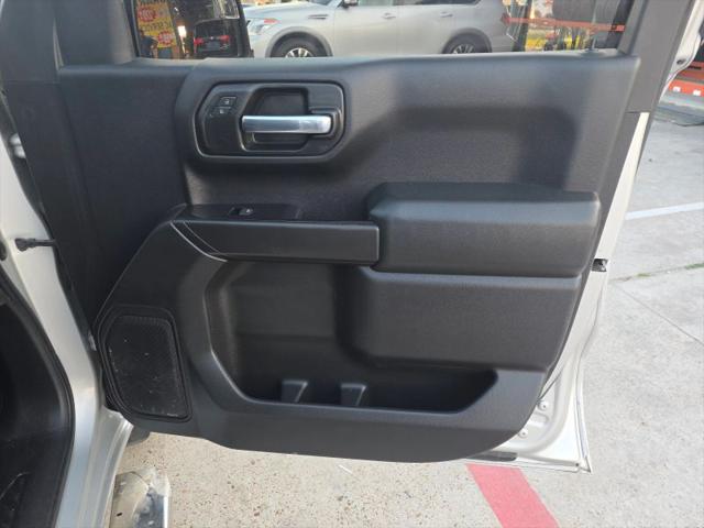 2020 Chevrolet Silverado 1500 2WD Crew Cab Short Bed Custom