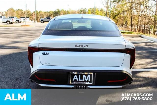 2025 Kia K4 LXS