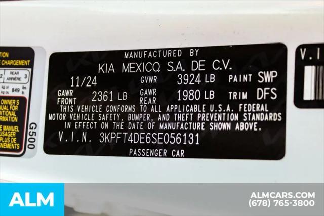 2025 Kia K4 LXS