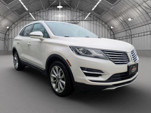 2016 Lincoln MKC Select