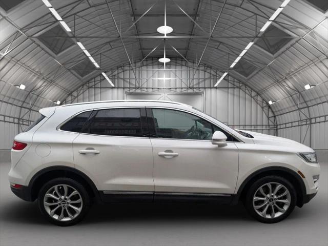 2016 Lincoln MKC Select