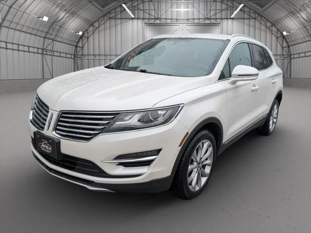 2016 Lincoln MKC Select