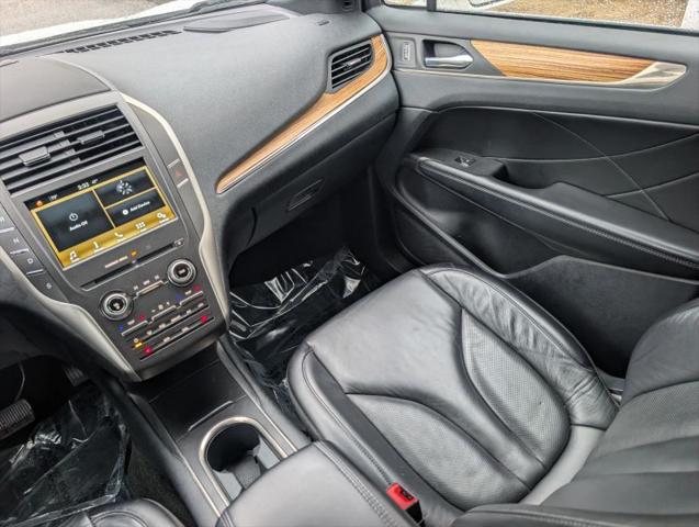 2016 Lincoln MKC Select