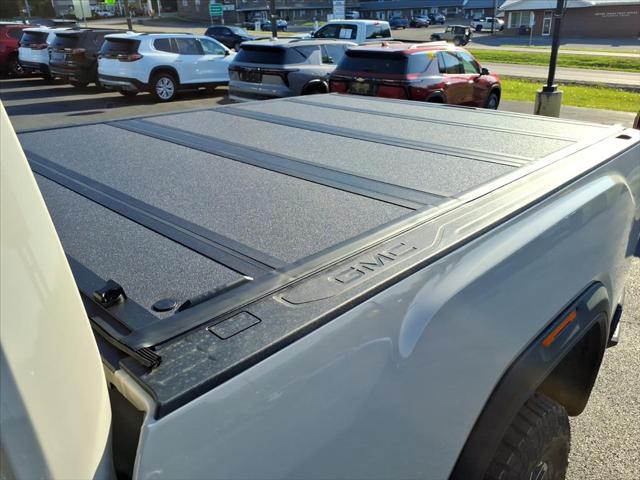 2026 GMC Sierra 2500HD Crew Cab, Standard Bed, AT4X, 4WD