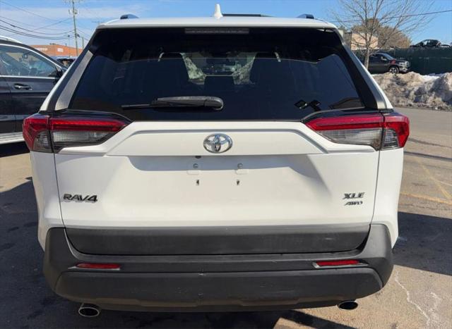 2019 Toyota RAV4 XLE Premium