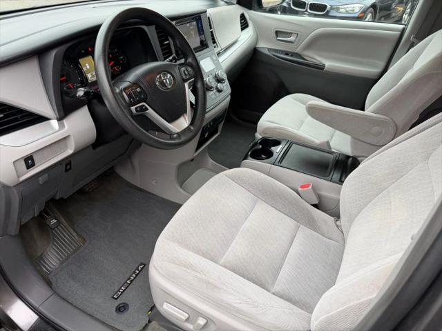 2017 Toyota Sienna LE 8 Passenger
