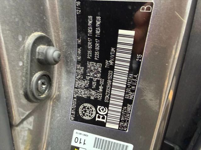 2017 Toyota Sienna LE 8 Passenger