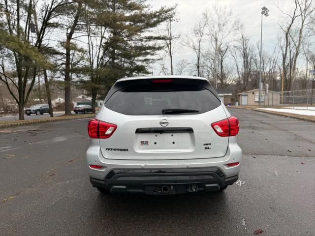 2019 Nissan Pathfinder SL