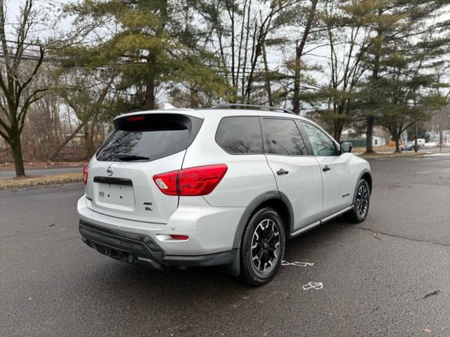 2019 Nissan Pathfinder SL