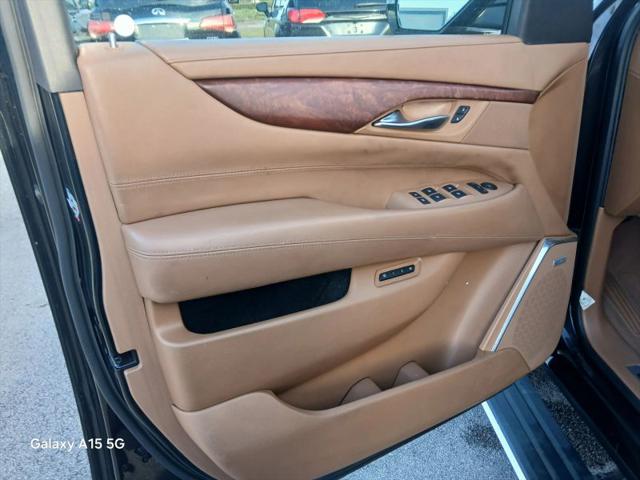 2016 Cadillac Escalade Platinum