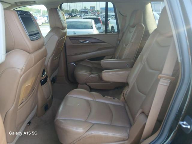 2016 Cadillac Escalade Platinum