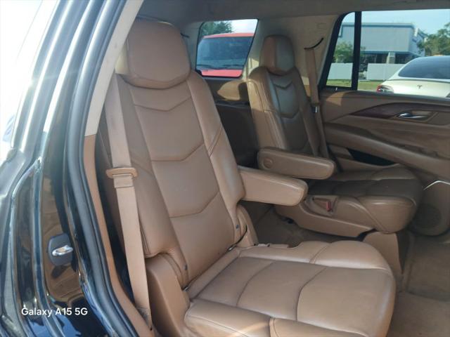 2016 Cadillac Escalade Platinum
