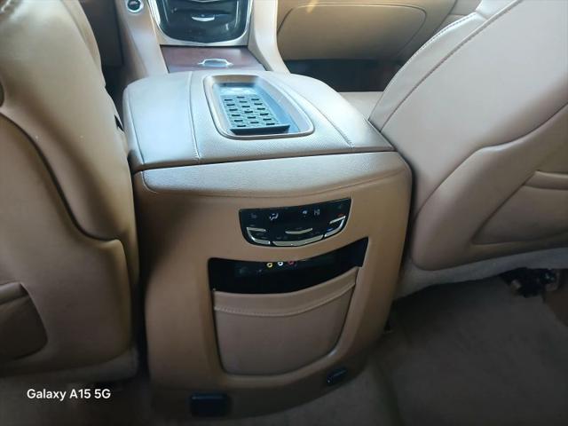 2016 Cadillac Escalade Platinum