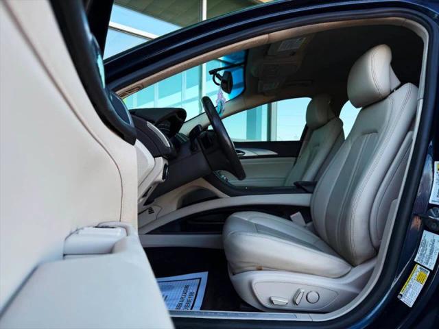2017 Lincoln MKZ Premiere