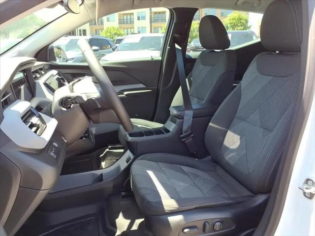 2027 Chevrolet Bolt LT FWD