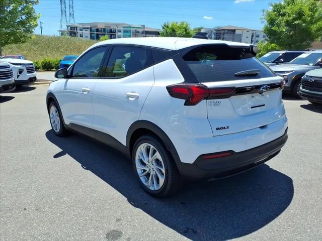 2027 Chevrolet Bolt LT FWD