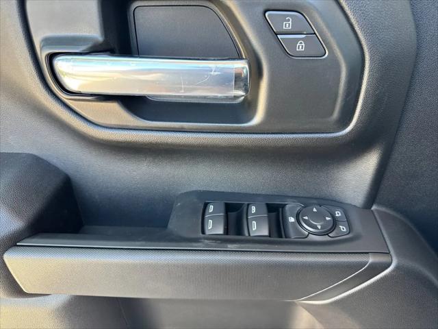 2026 GMC Sierra 1500 Crew Cab, Short Bed, Pro, 4WD