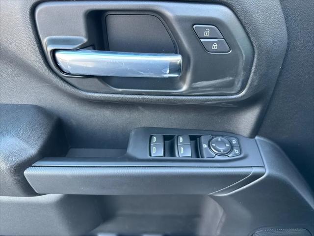 2026 GMC Sierra 1500 Crew Cab, Short Bed, Pro, 4WD