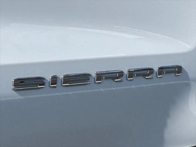 2026 GMC Sierra 1500 Crew Cab, Short Bed, Pro, 4WD