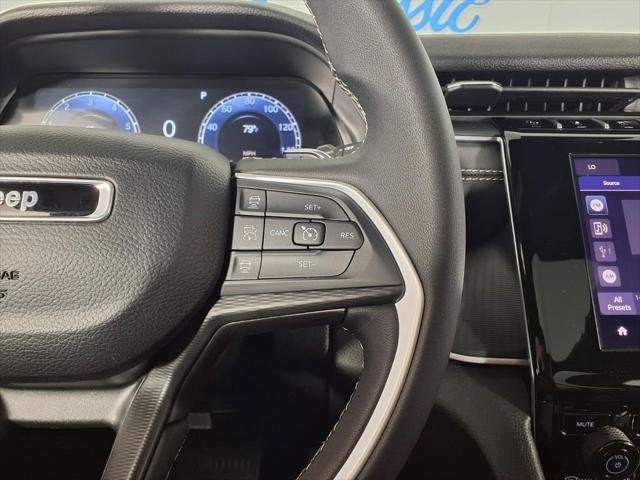 2025 Jeep Grand Cherokee L Laredo X 4x4
