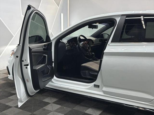2019 Volkswagen Jetta 1.4T R-Line