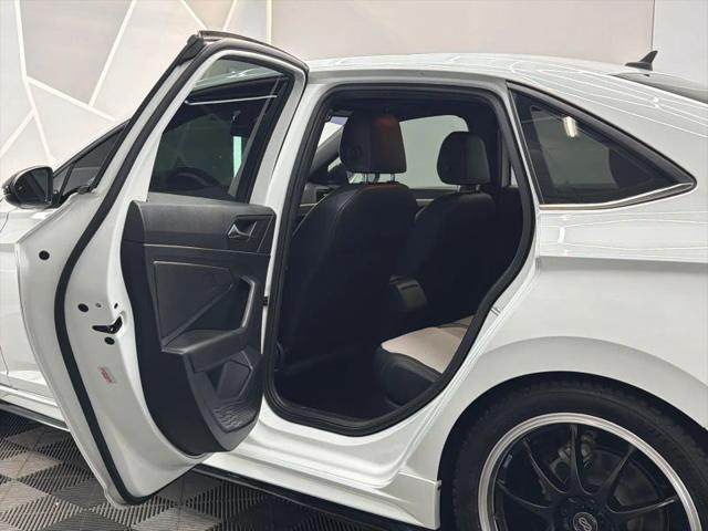 2019 Volkswagen Jetta 1.4T R-Line
