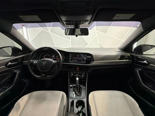 2019 Volkswagen Jetta 1.4T R-Line