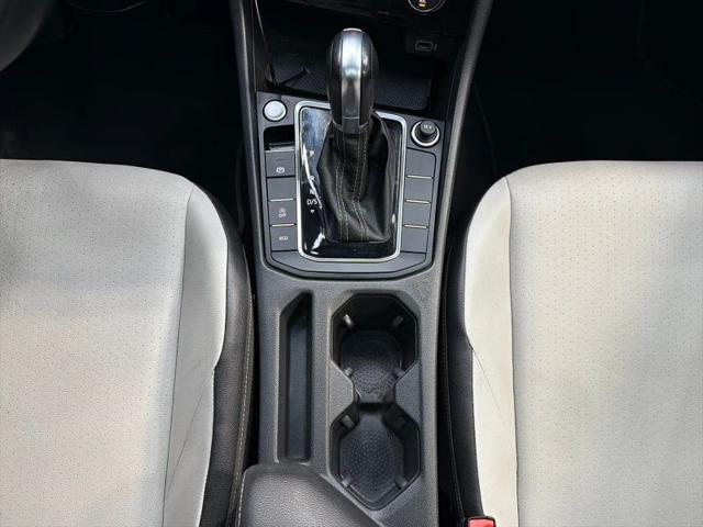 2019 Volkswagen Jetta 1.4T R-Line